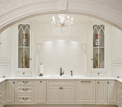 A Bright and Spacious Kitchen